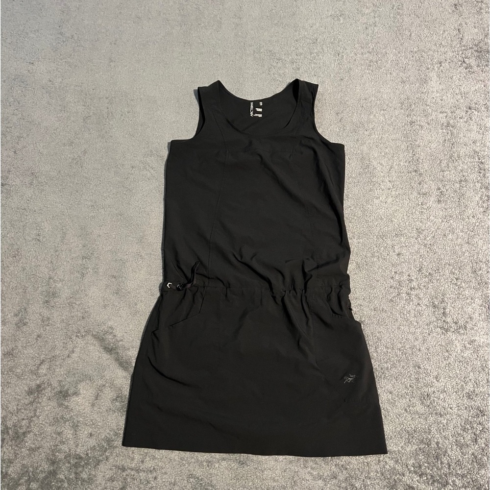 Arcteryx Contenta Dress Womens XS Black Sleeveless Active Travel Hiking Mini